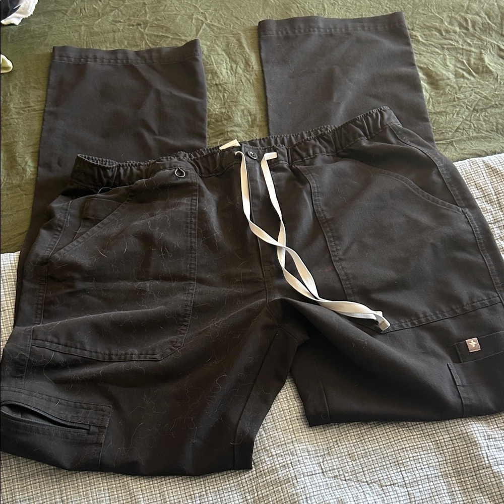 Figs Men's Charcoal Joggers